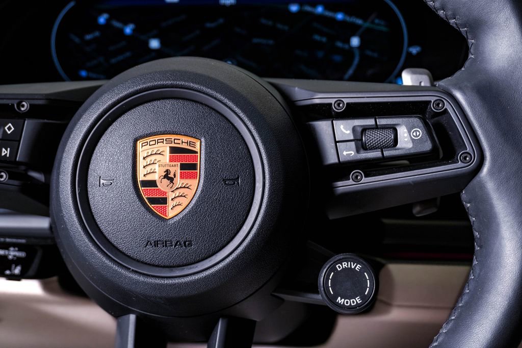 Certified 2025 Porsche Panamera 4 AWD/4WD image 19