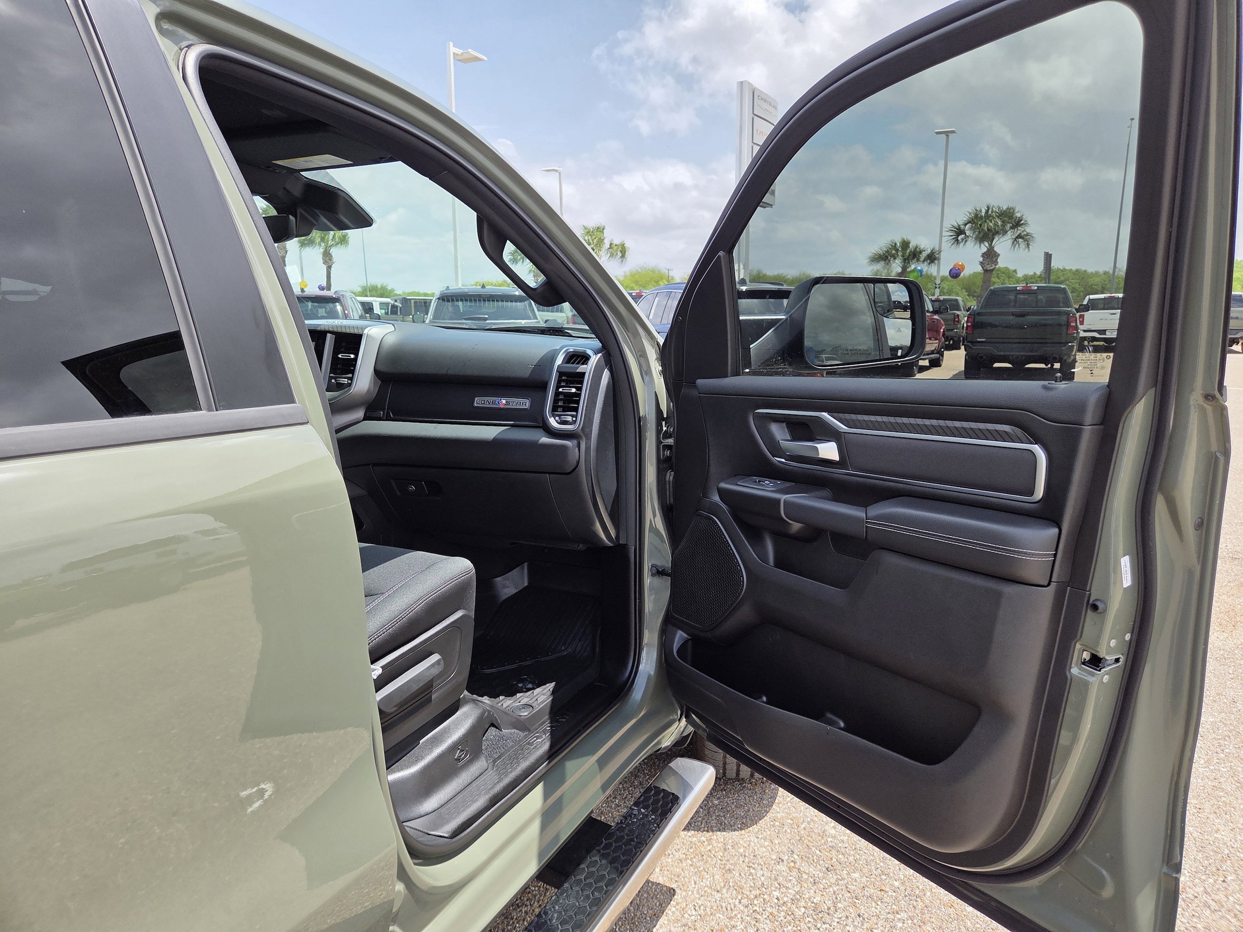 New 2026 RAM 1500 Lone Star AWD/4WD image 19