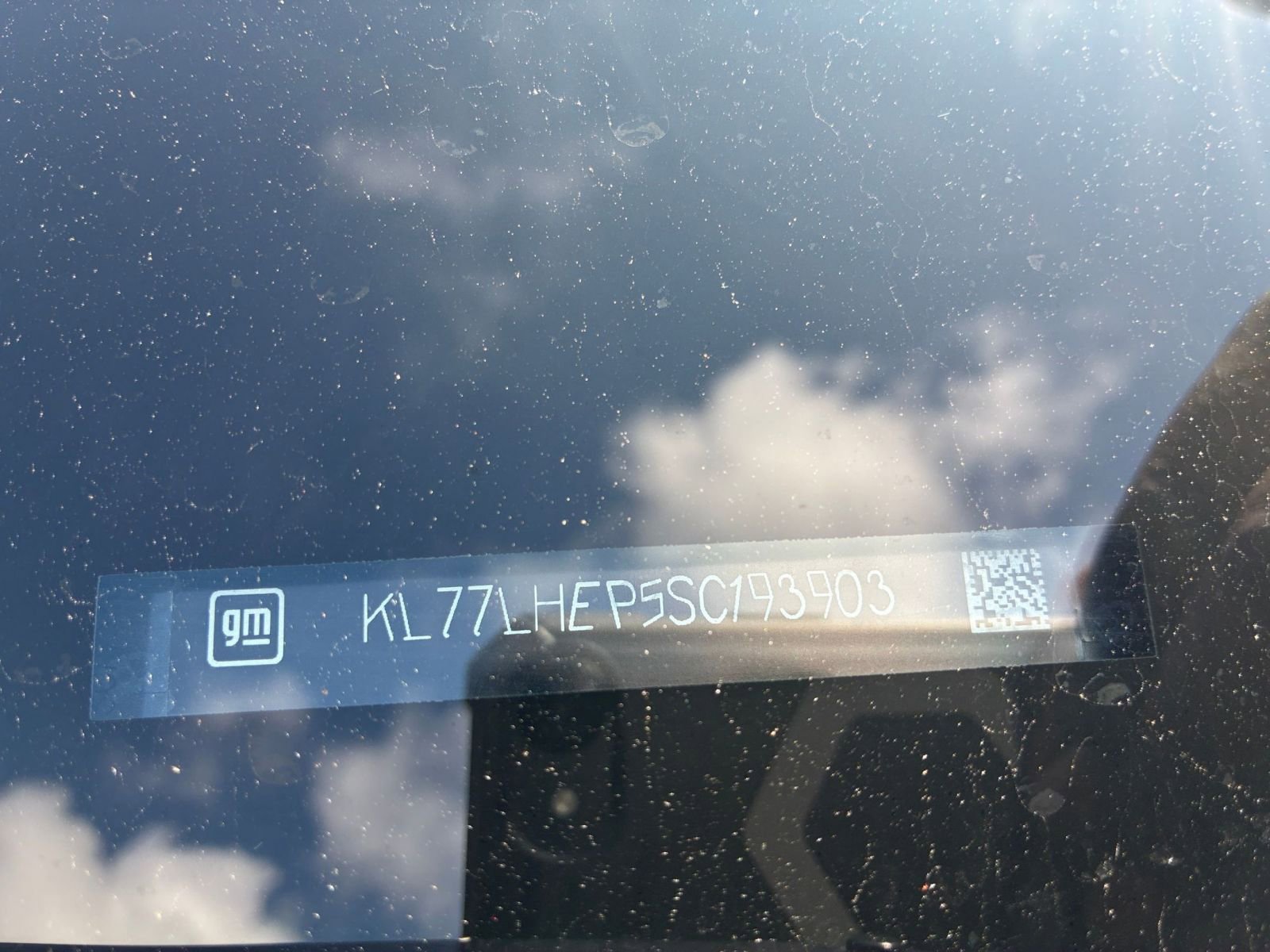 Used 2025 Chevrolet Trax LT FWD image 24