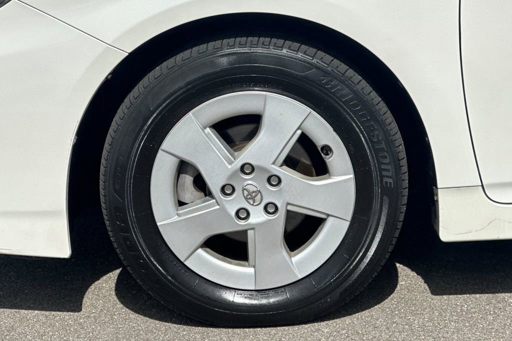 Used 2010 Toyota Prius Five image 24