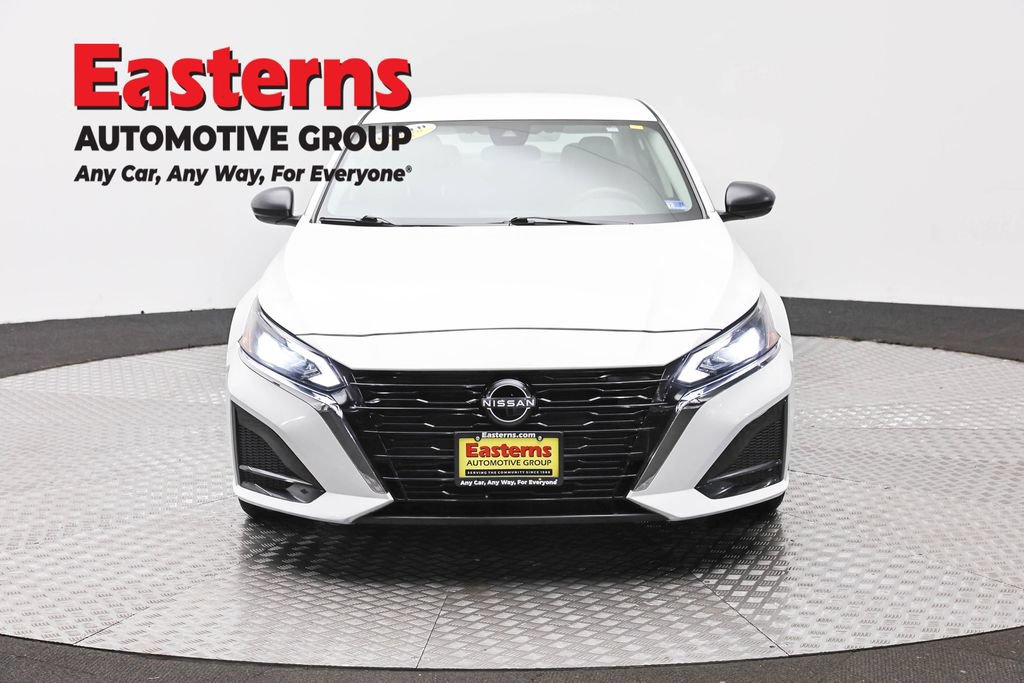 Used 2024 Nissan Altima 2.5 S FWD image 2