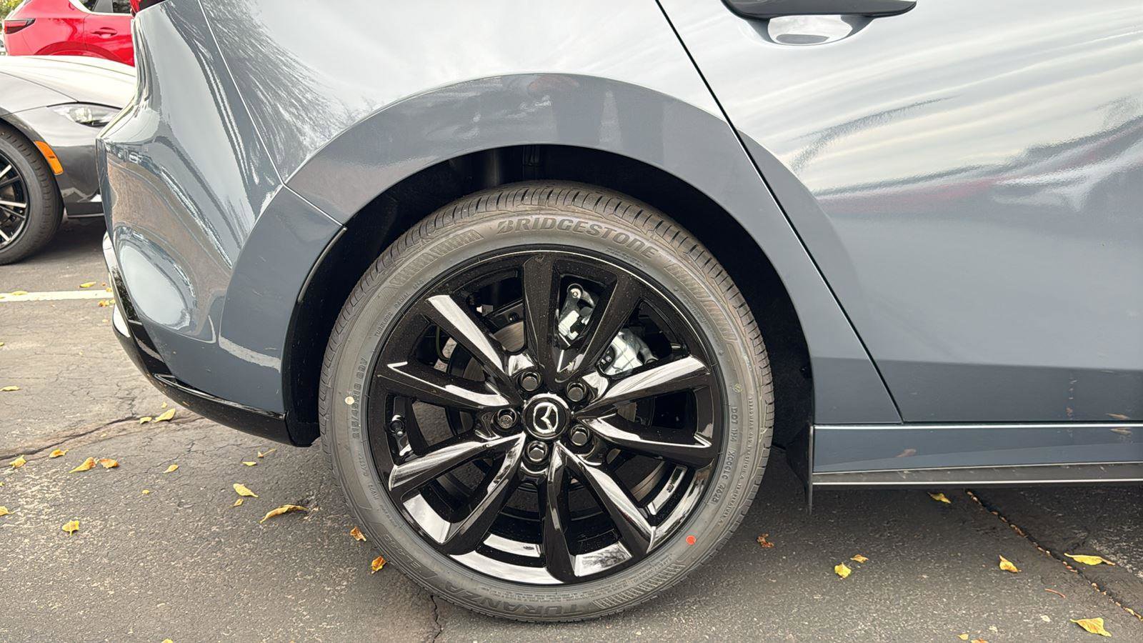 New 2026 MAZDA MAZDA3 Hatchback w/Premium Plus Pkg image 6