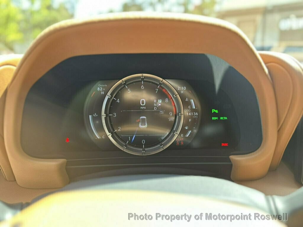 Used 2024 Lexus LC 500 Coupe w/ Dynamic Handling Package RWD image 23