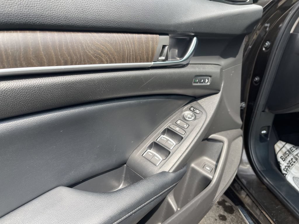 Used 2018 Honda Accord EX-L image 10