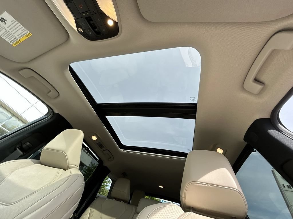 Certified 2023 INFINITI QX60 Luxe w/ Cargo Package AWD/4WD image 25