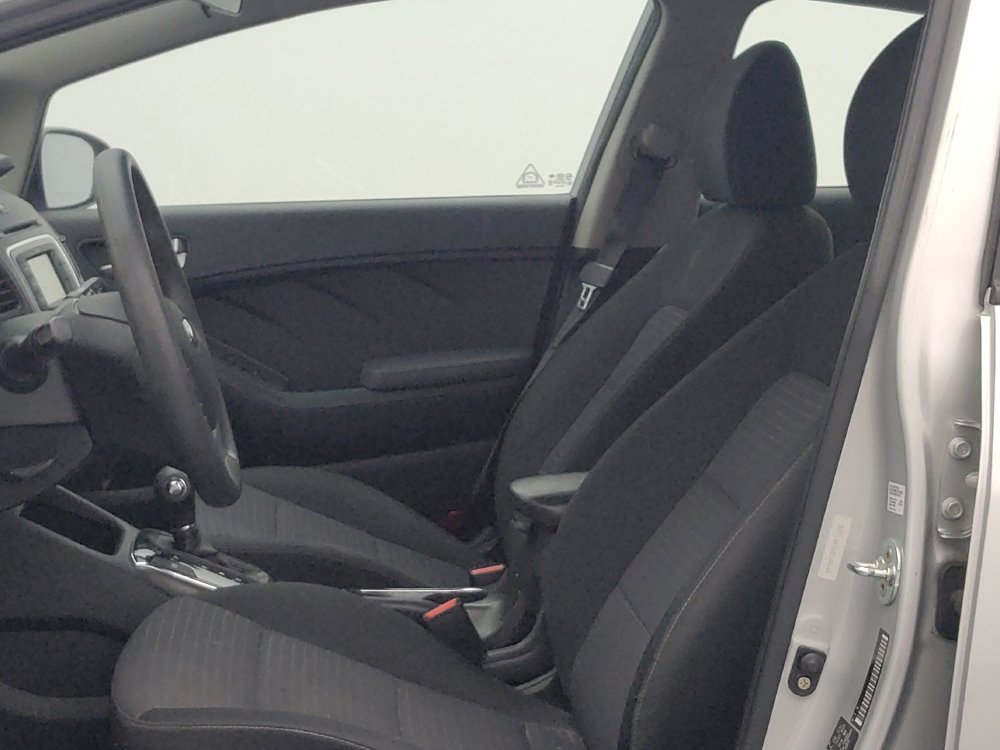 Used 2017 Kia Forte LX w/ LX Popular Package image 17