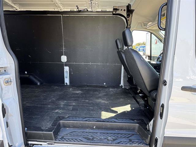 Used 2026 Ford Transit 250 148 Medium Roof w/ Load Area Protection Package RWD image 34