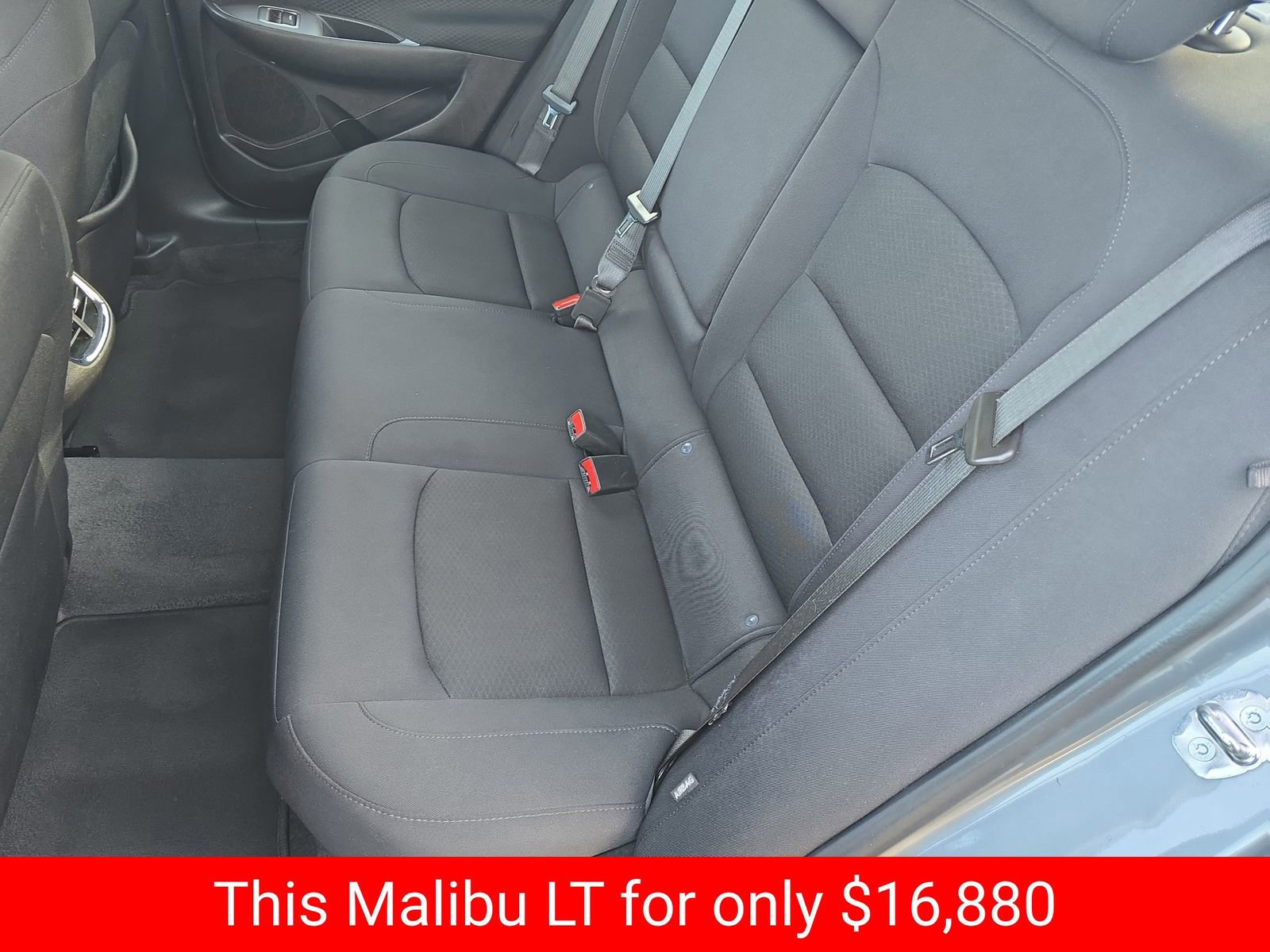 Used 2023 Chevrolet Malibu LT image 19