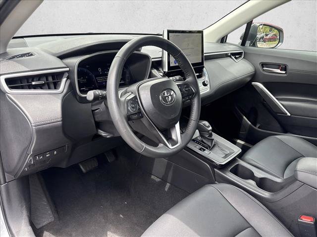 Certified 2026 Toyota Corolla Cross XLE FWD image 9