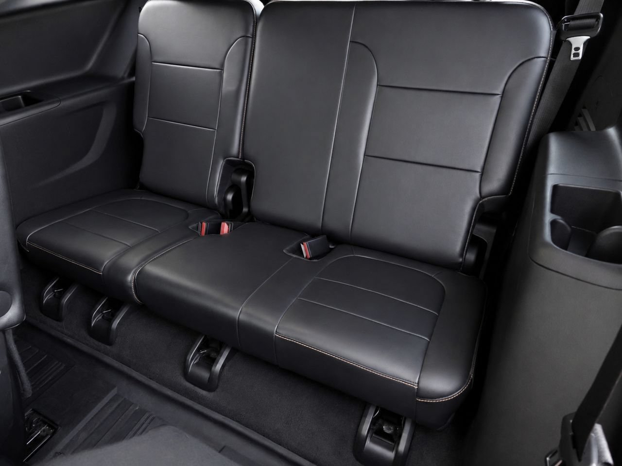 Used 2019 Chevrolet Traverse Premier w/ Redline Edition FWD image 33