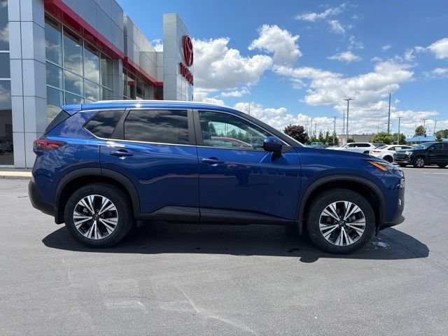 Used 2023 Nissan Rogue SV w/ SV Premium B Package AWD/4WD image 9