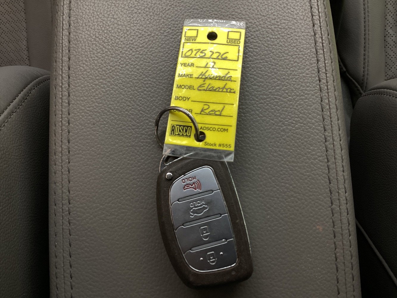 Used 2017 Hyundai Elantra Limited image 39