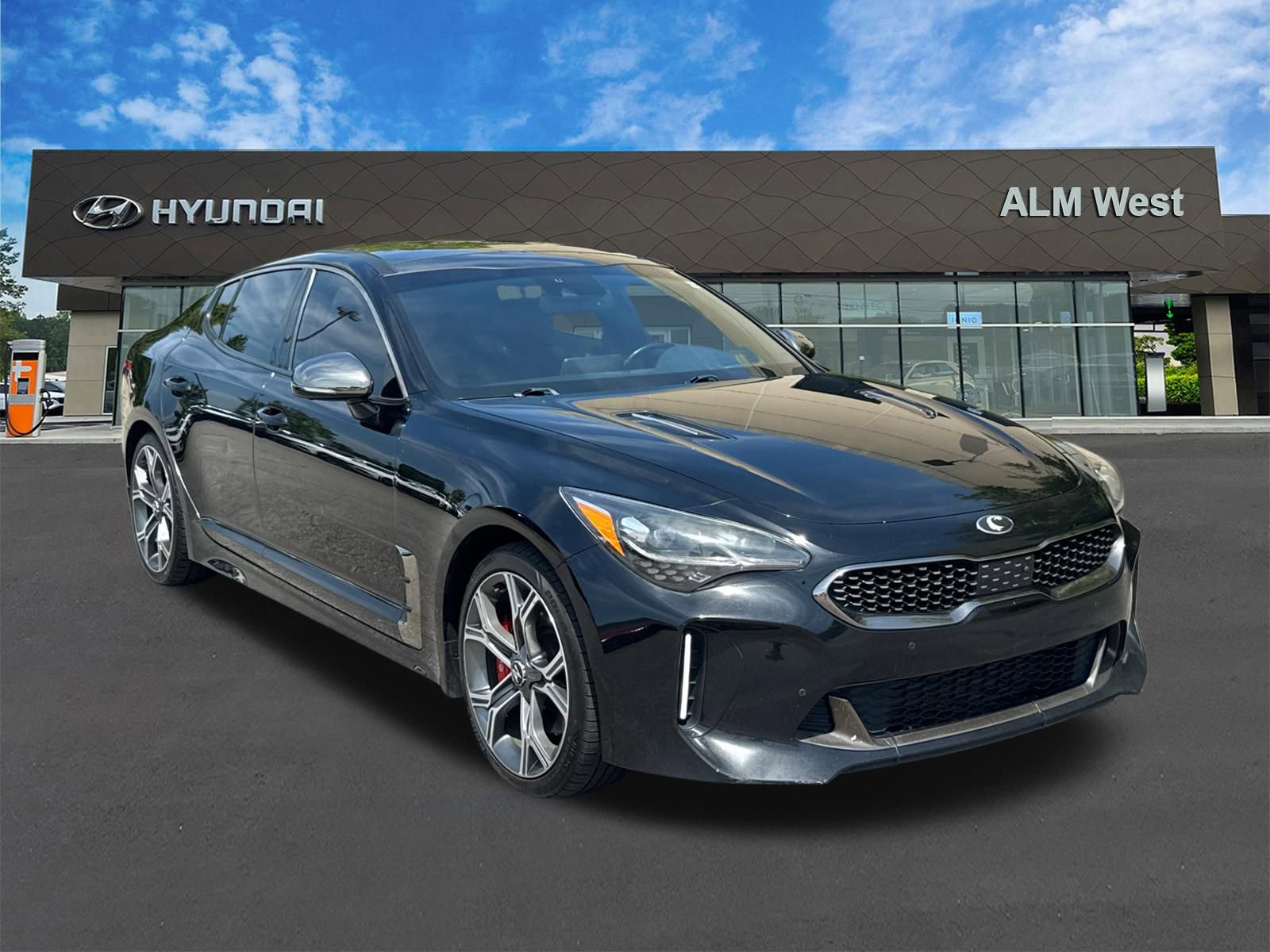 Used 2019 Kia Stinger GT2 AWD/4WD image 3