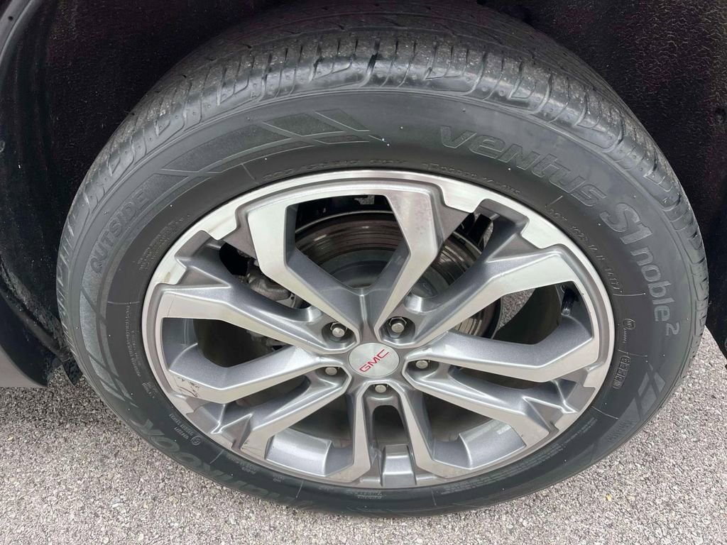 Used 2018 GMC Terrain SLT w/ Preferred Package image 11