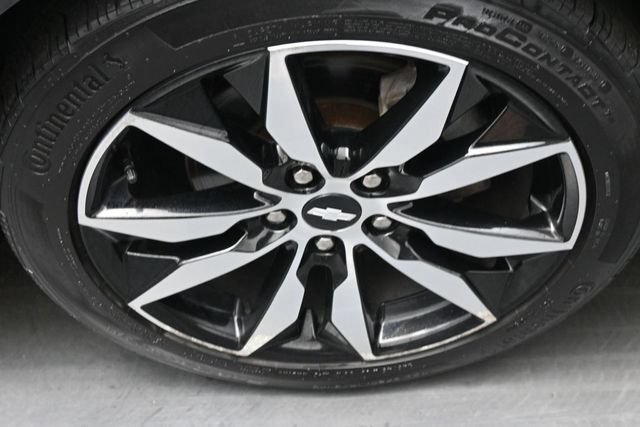 Used 2017 Chevrolet Malibu LT FWD image 29
