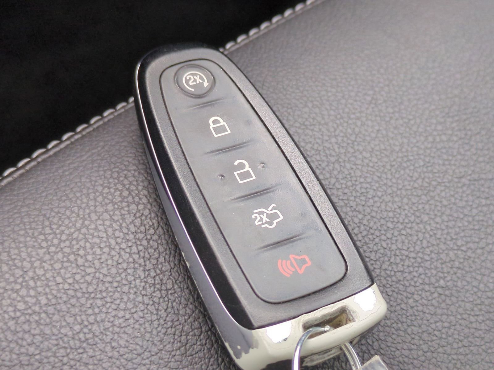 Used 2014 Ford C-MAX Energi SEL w/ Equipment Group 303A image 41