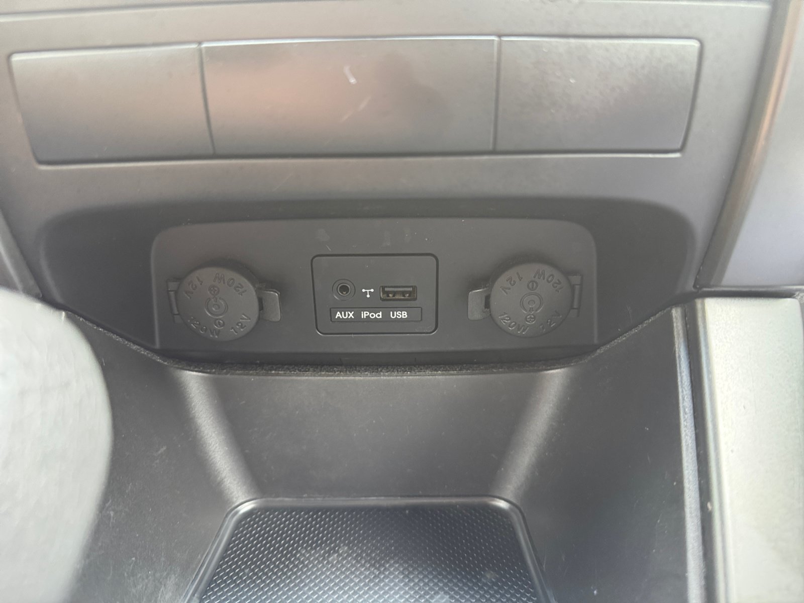 Used 2012 Kia Sorento FWD image 16