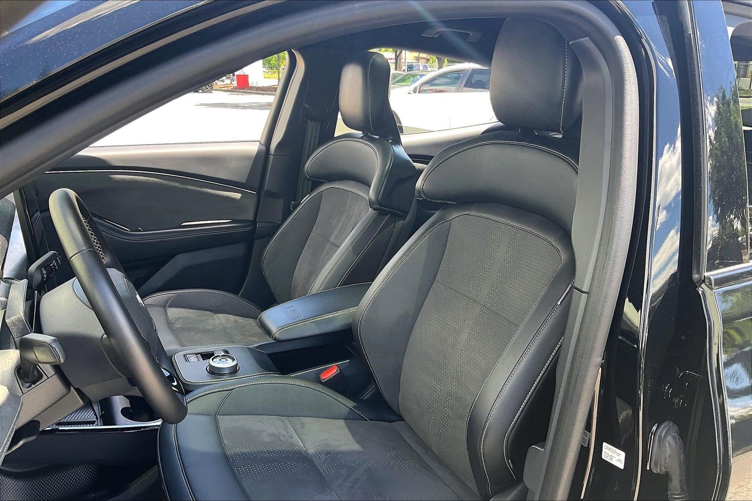 Used 2024 Ford Mustang Mach-E GT AWD/4WD image 30