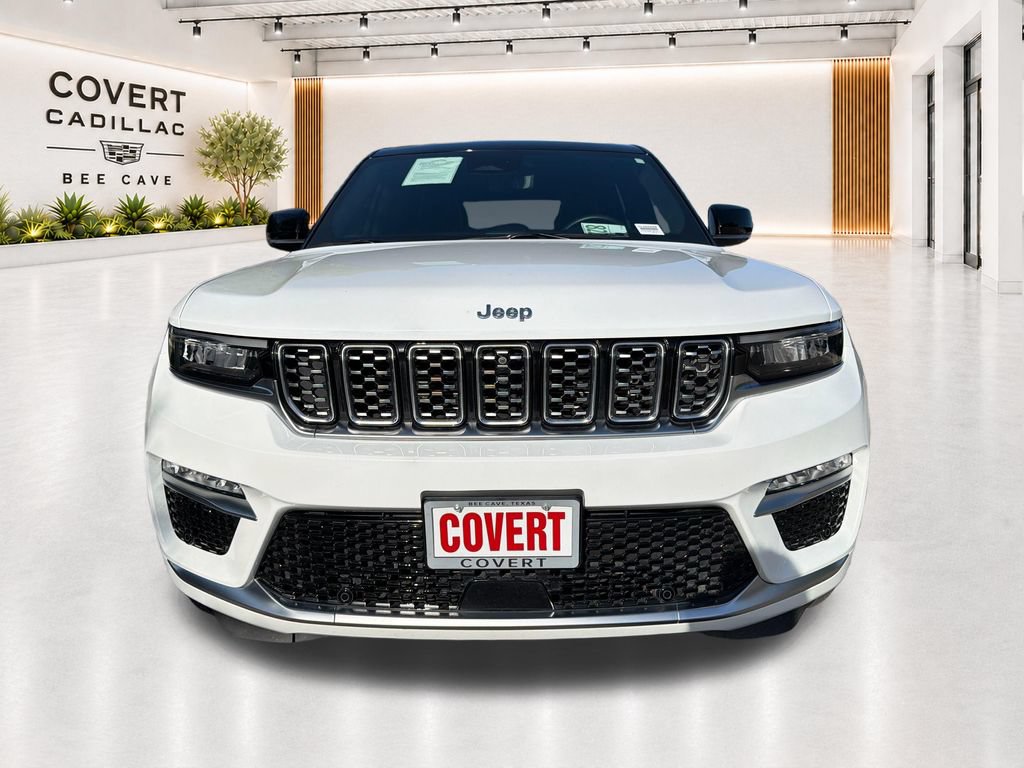 Used 2023 Jeep Grand Cherokee Summit AWD/4WD image 3