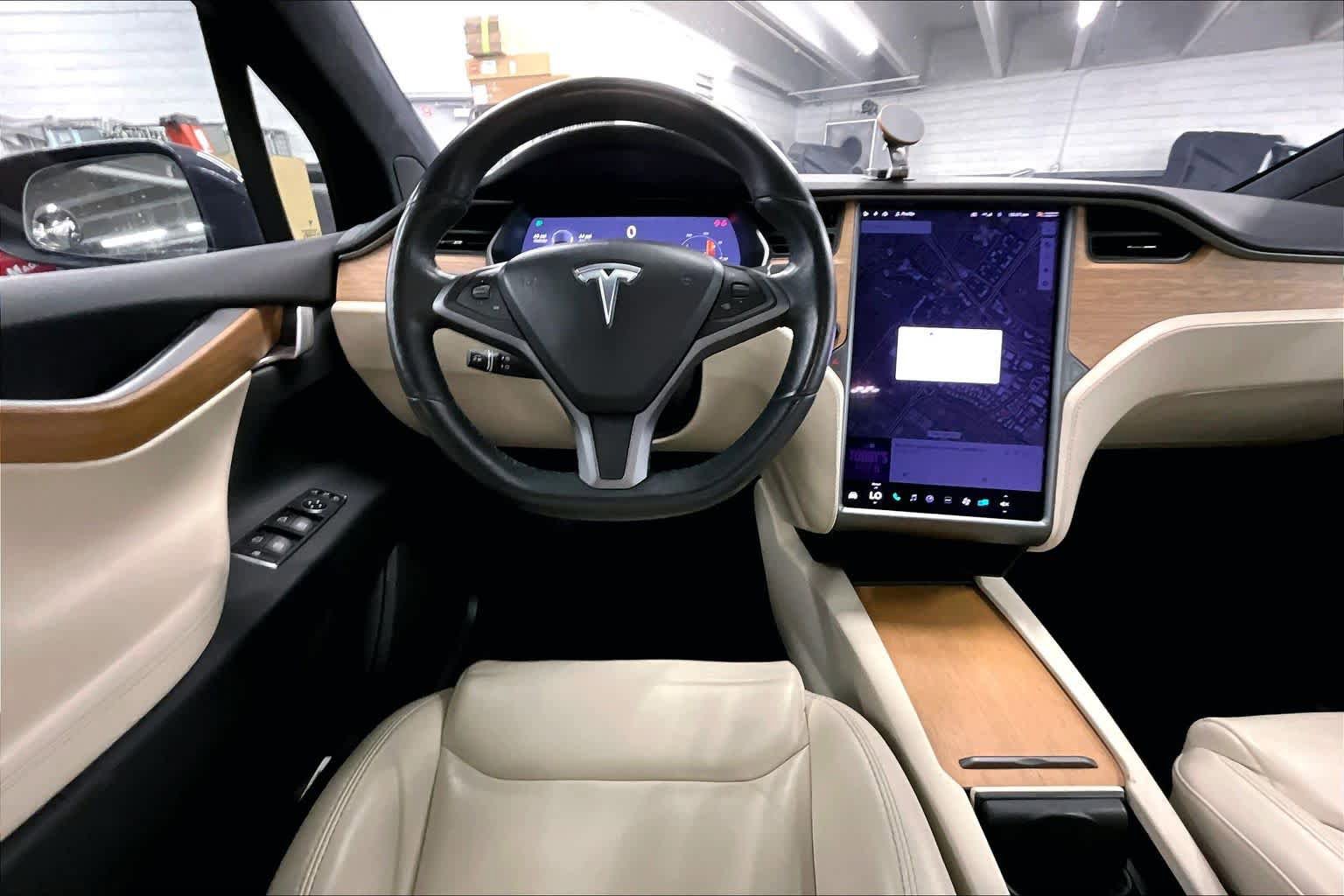 Used 2021 Tesla Model X Long Range image 5