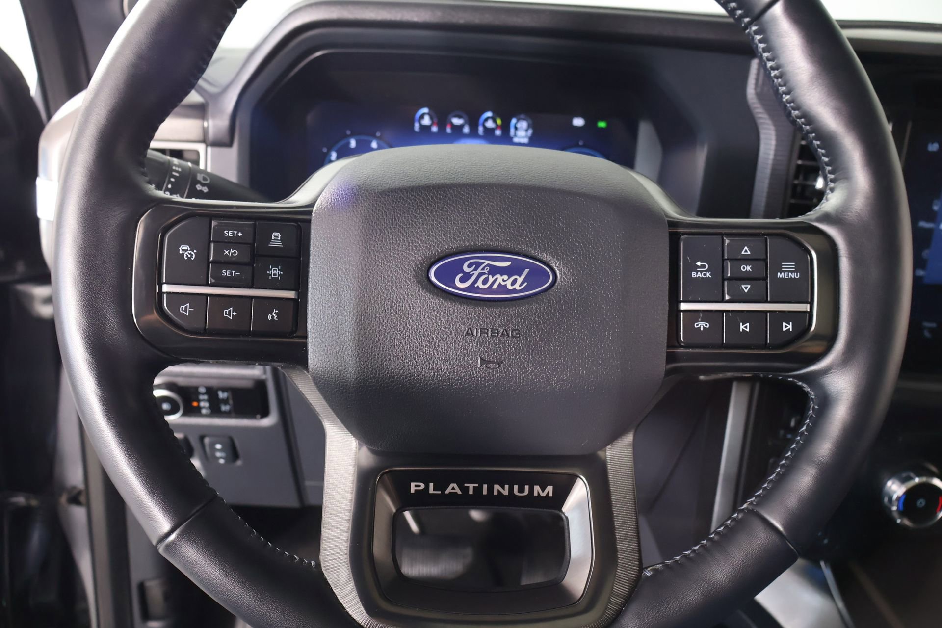 Used 2024 Ford F150 Platinum w/ Equipment Group 702A High AWD/4WD image 3