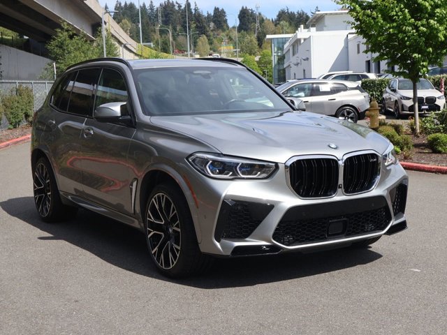 Used 2021 BMW X5 M w/ Executive Package AWD/4WD image 3