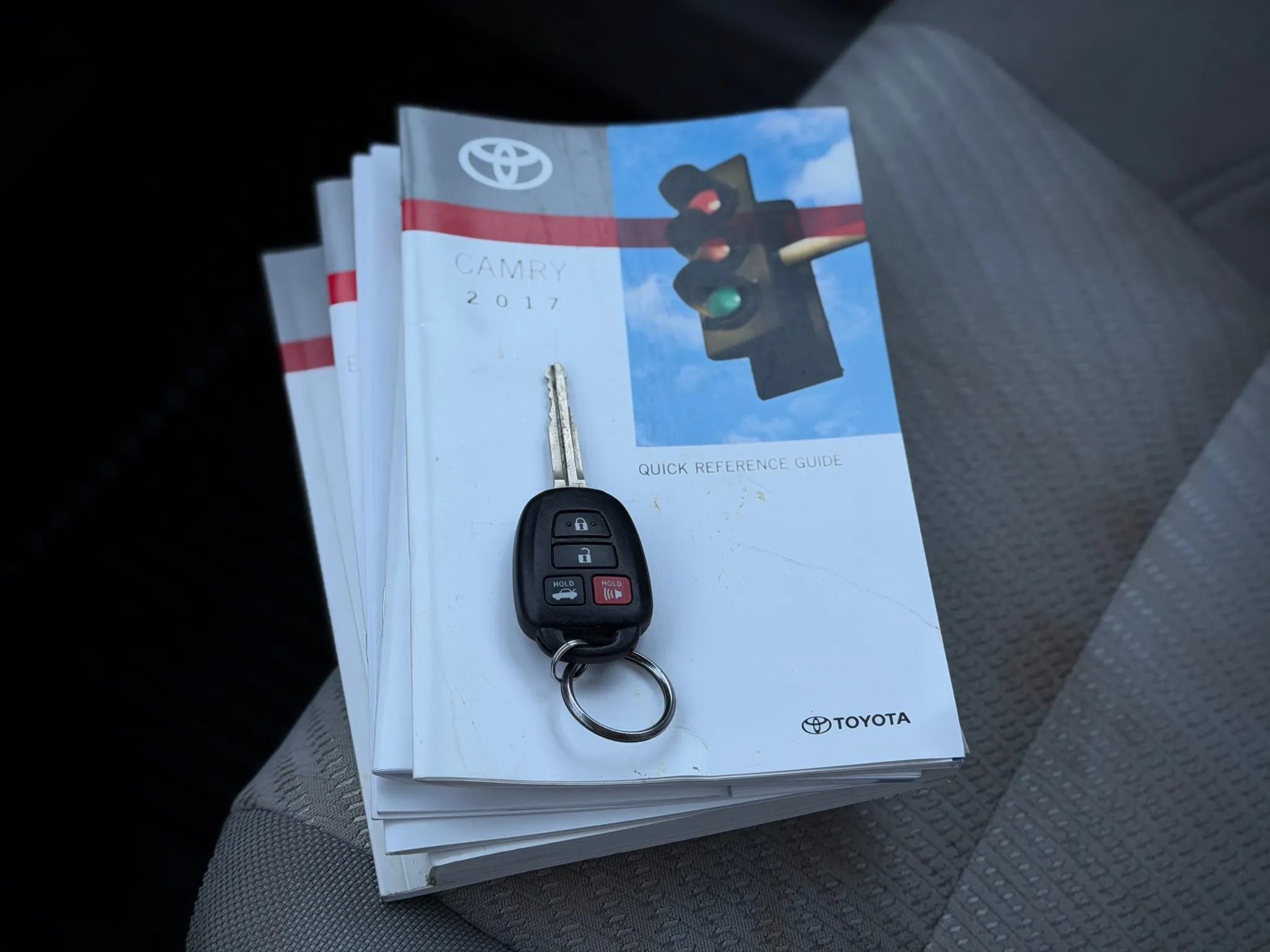 Used 2017 Toyota Camry LE image 18