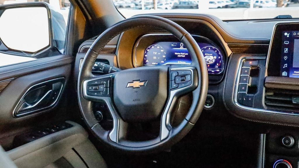 Used 2024 Chevrolet Suburban LT image 15