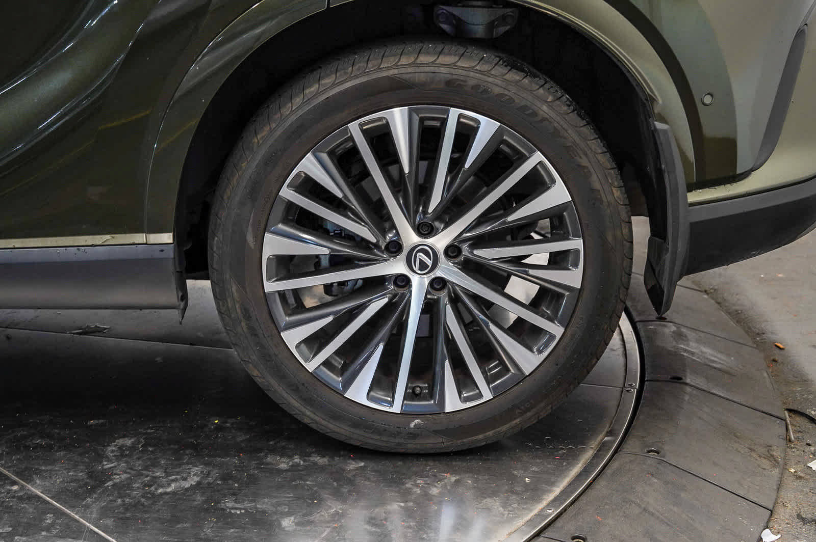 Used 2024 Lexus RX 350 Premium Plus w/ Convenience Package FWD image 10