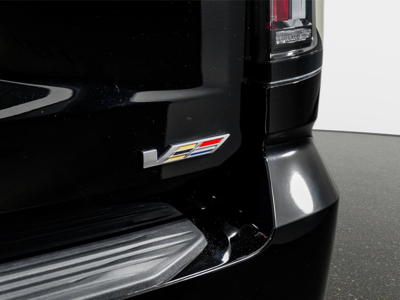 Used 2026 Cadillac Escalade V w/ LPO, Floor Liner Package image 14