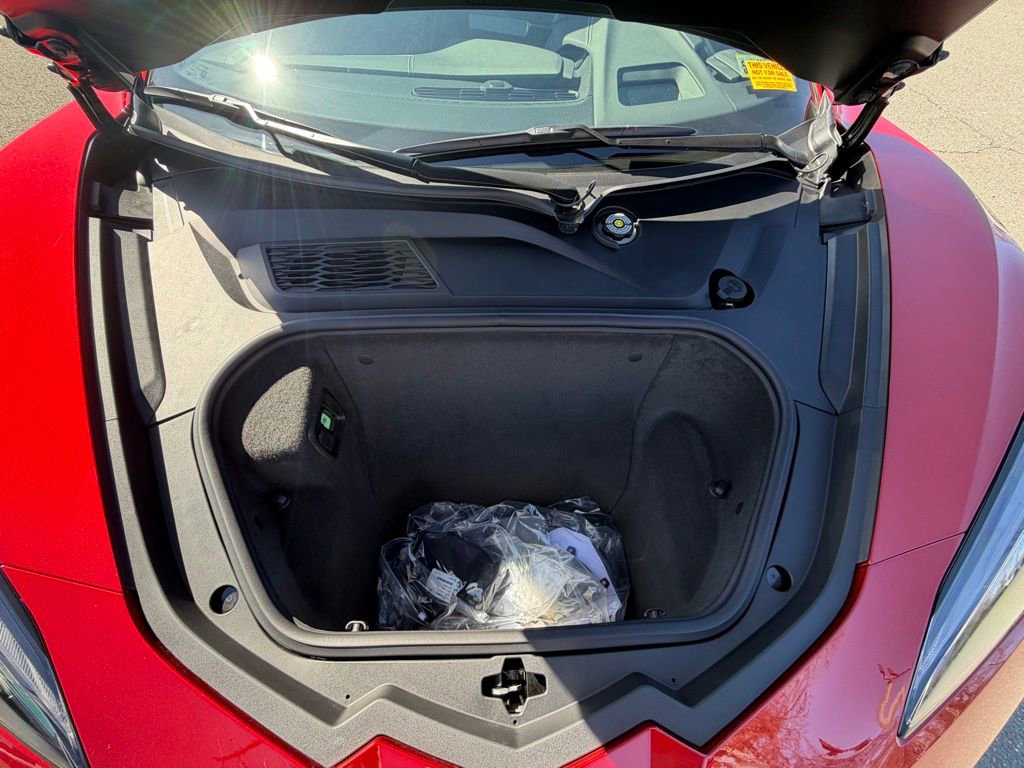 Used 2024 Chevrolet Corvette Stingray Preferred Cpe w/ Z51 Performance Package image 8