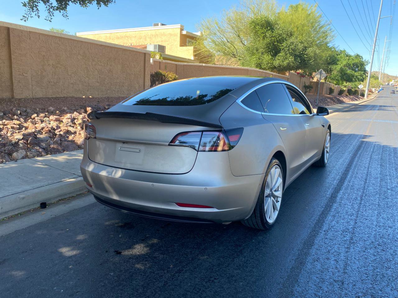 Used 2019 Tesla Model 3 Standard Range Plus image 5