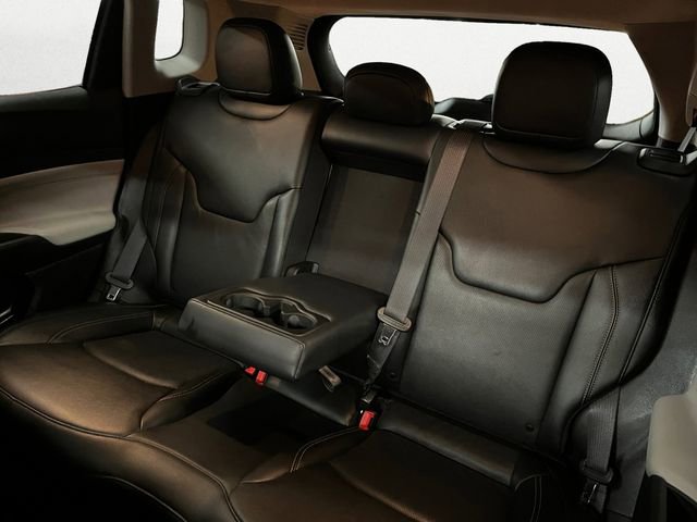 Used 2022 Jeep Compass Limited image 16