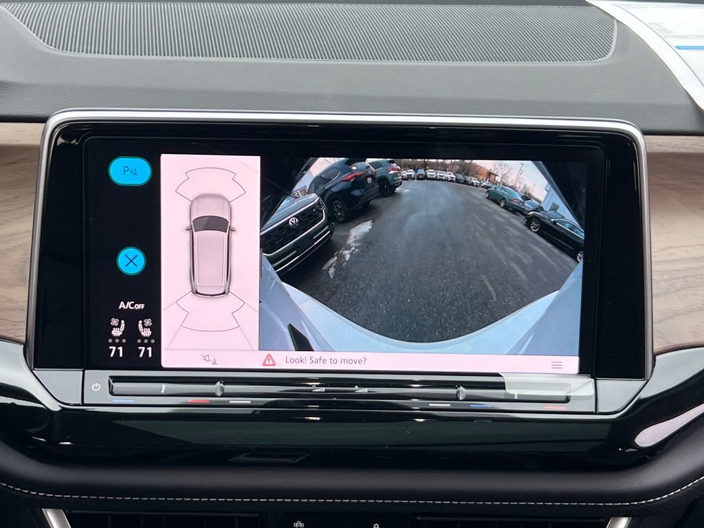 New 2026 Volkswagen Atlas SE image 22