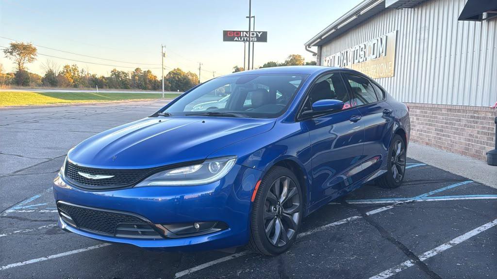 Used 2016 Chrysler 200 S w/ Comfort Group