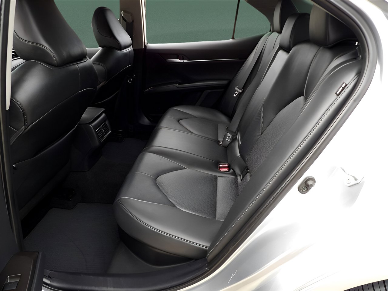 Used 2024 Toyota Camry XLE image 29