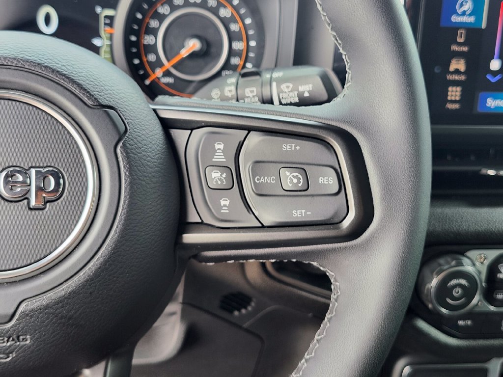 Used 2026 Jeep Wrangler Unlimited Sport AWD/4WD image 30