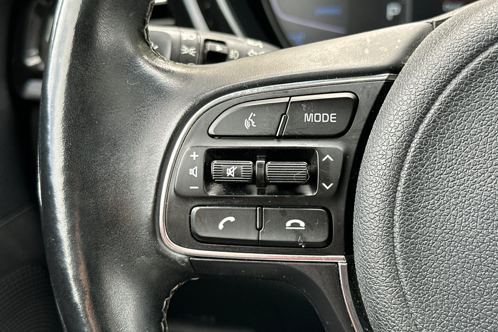 Certified 2022 Kia Niro EX Premium FWD image 29