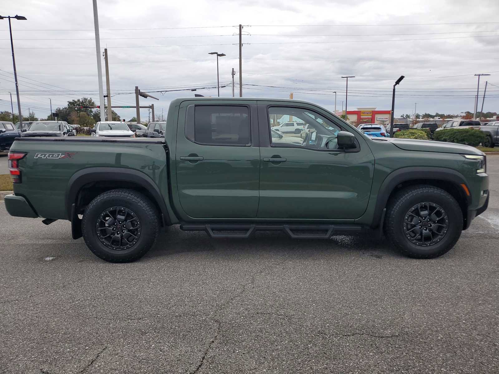 Used 2023 Nissan Frontier Pro-X w/ Pro-X Premium Package image 7