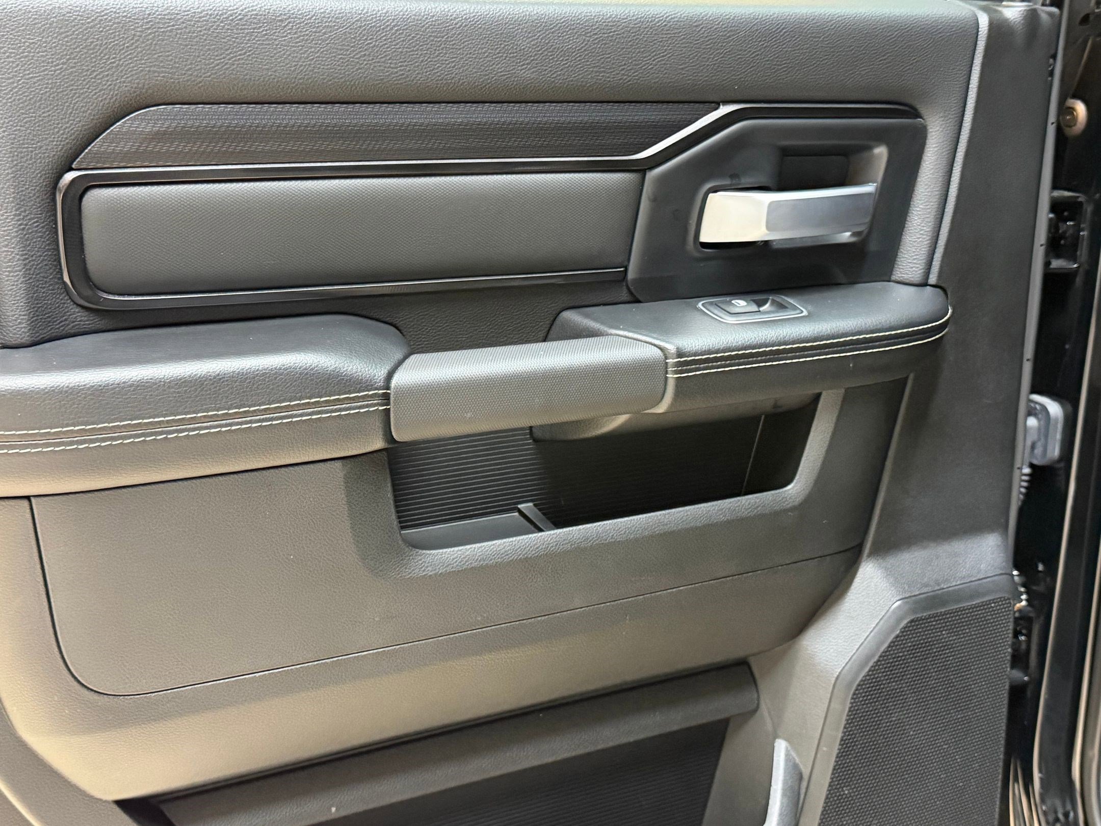 Used 2024 RAM 2500 Rebel image 39