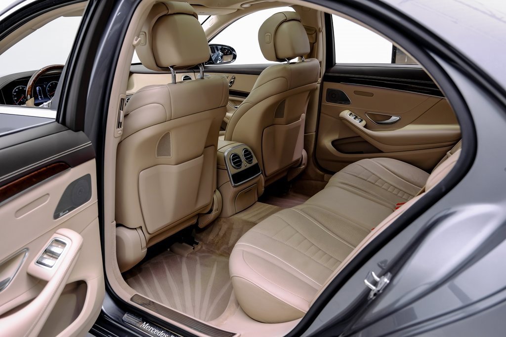 Used 2019 Mercedes-Benz S 560 4MATIC Sedan image 42