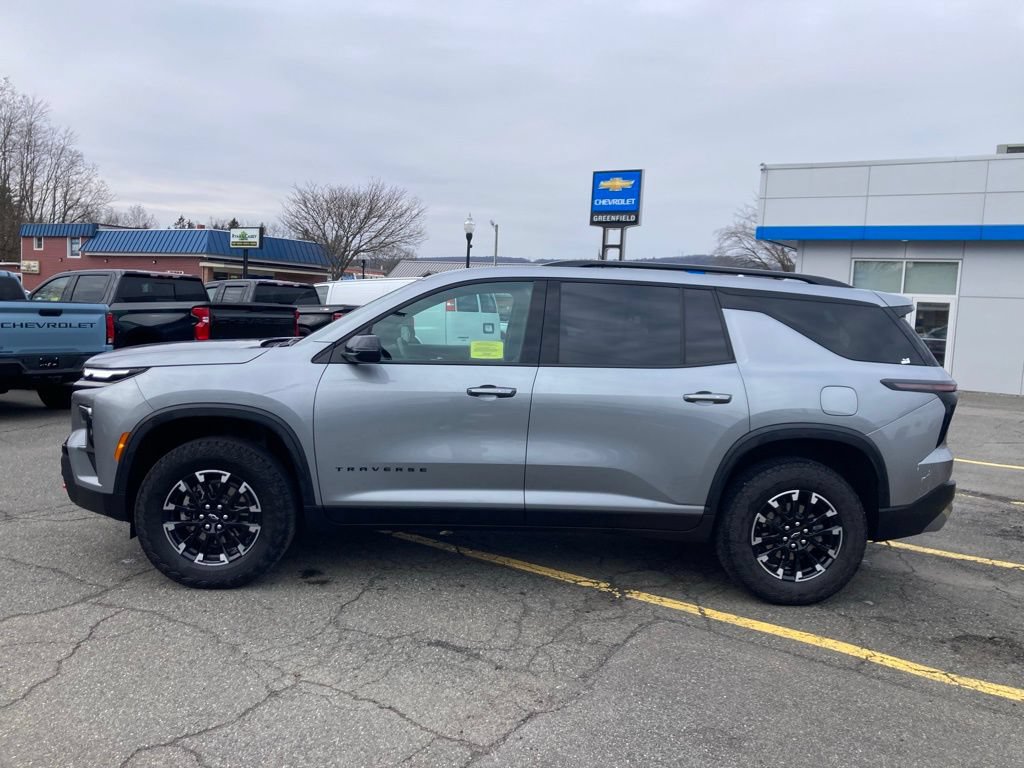 Used 2025 Chevrolet Traverse Z71 AWD/4WD image 23