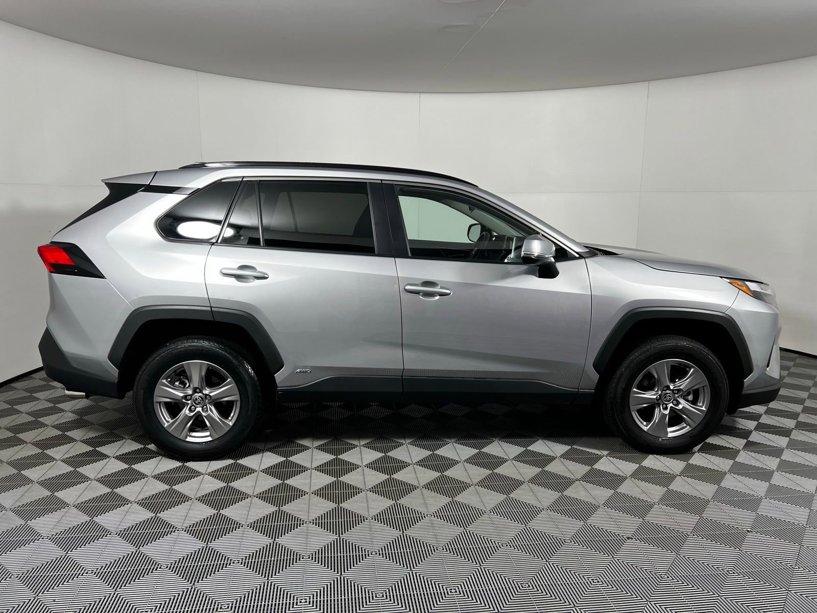 Certified 2025 Toyota RAV4 XLE image 4