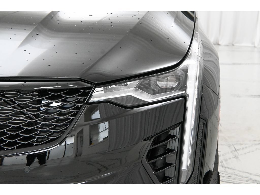 New 2026 Cadillac CT4 V Blackwing w/ Carbon Fiber 1 Package RWD image 11