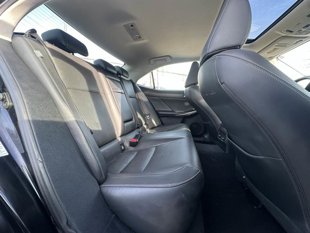 Used 2016 Lexus IS 300 AWD w/ Navigation System Package image 39