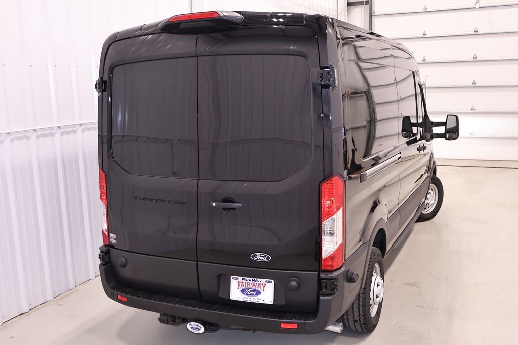 New 2026 Ford Transit 250 148 Medium Roof RWD image 32