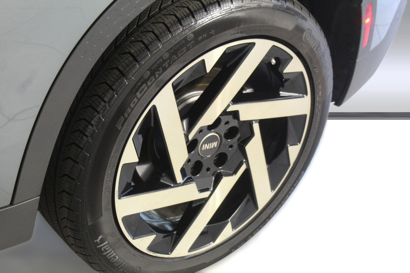 Used 2025 MINI Cooper Countryman S image 22