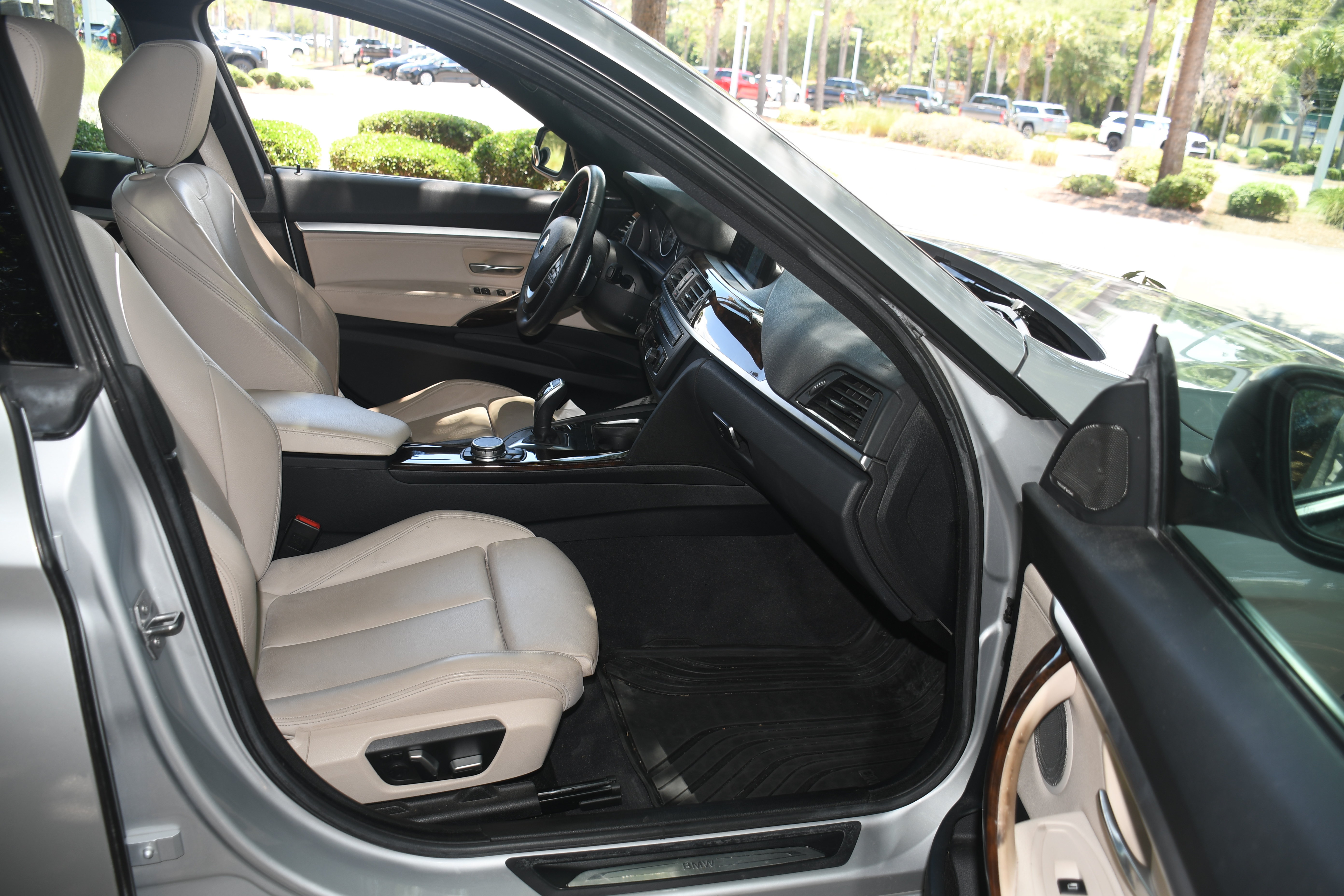 Used 2016 BMW 328i Gran Turismo xDrive AWD/4WD image 22