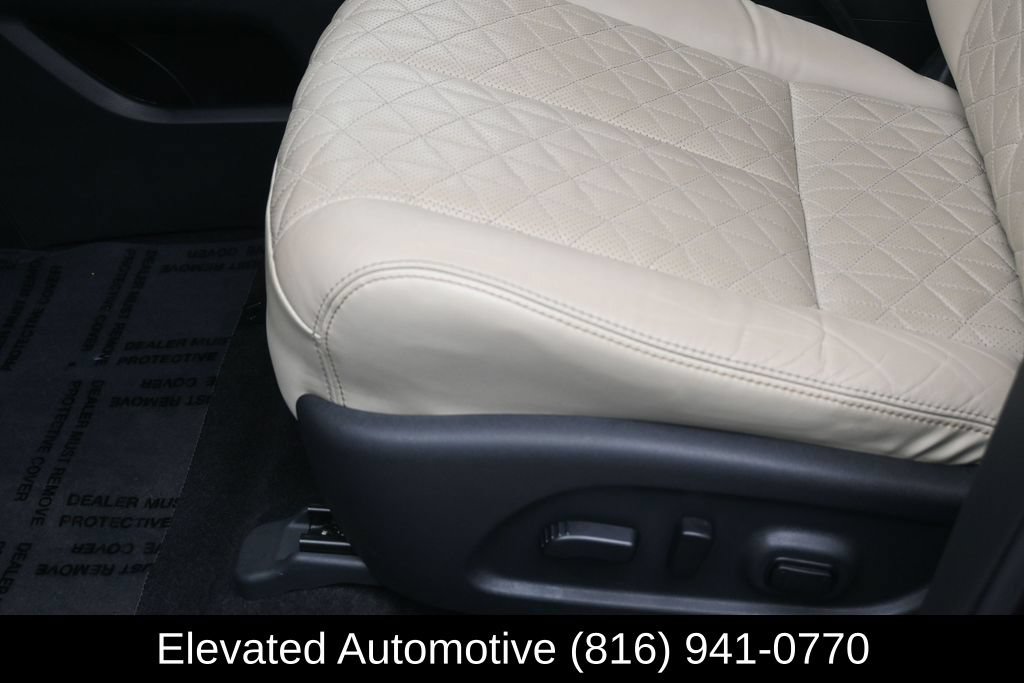 Used 2021 Nissan Murano Platinum w/ Cargo Package AWD/4WD image 17