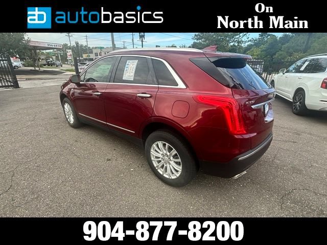 Used 2017 Cadillac XT5 FWD image 3